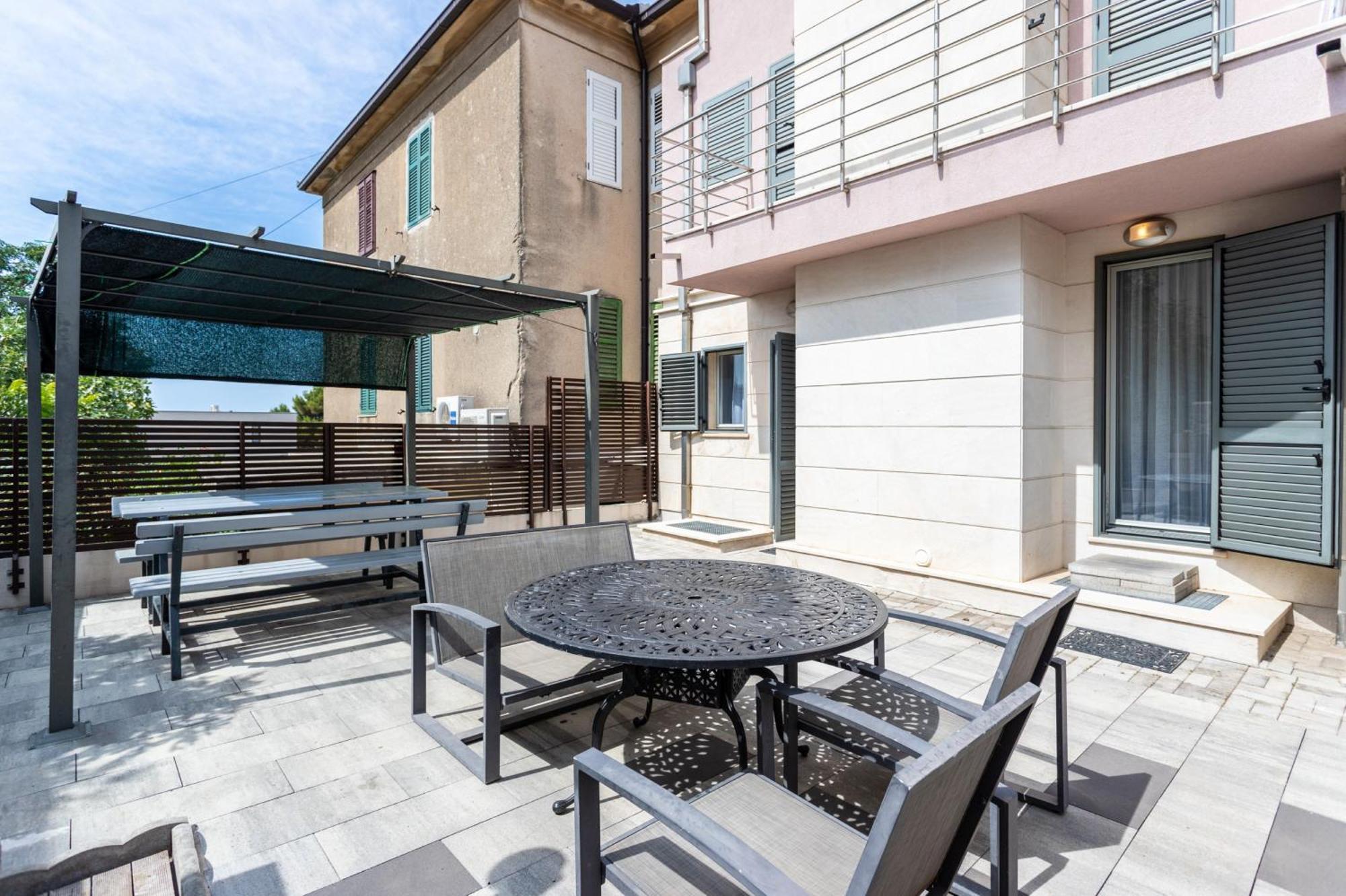 Villa Violeta With The Sea View, 3 Min Walk To The Beach Split Exterior photo